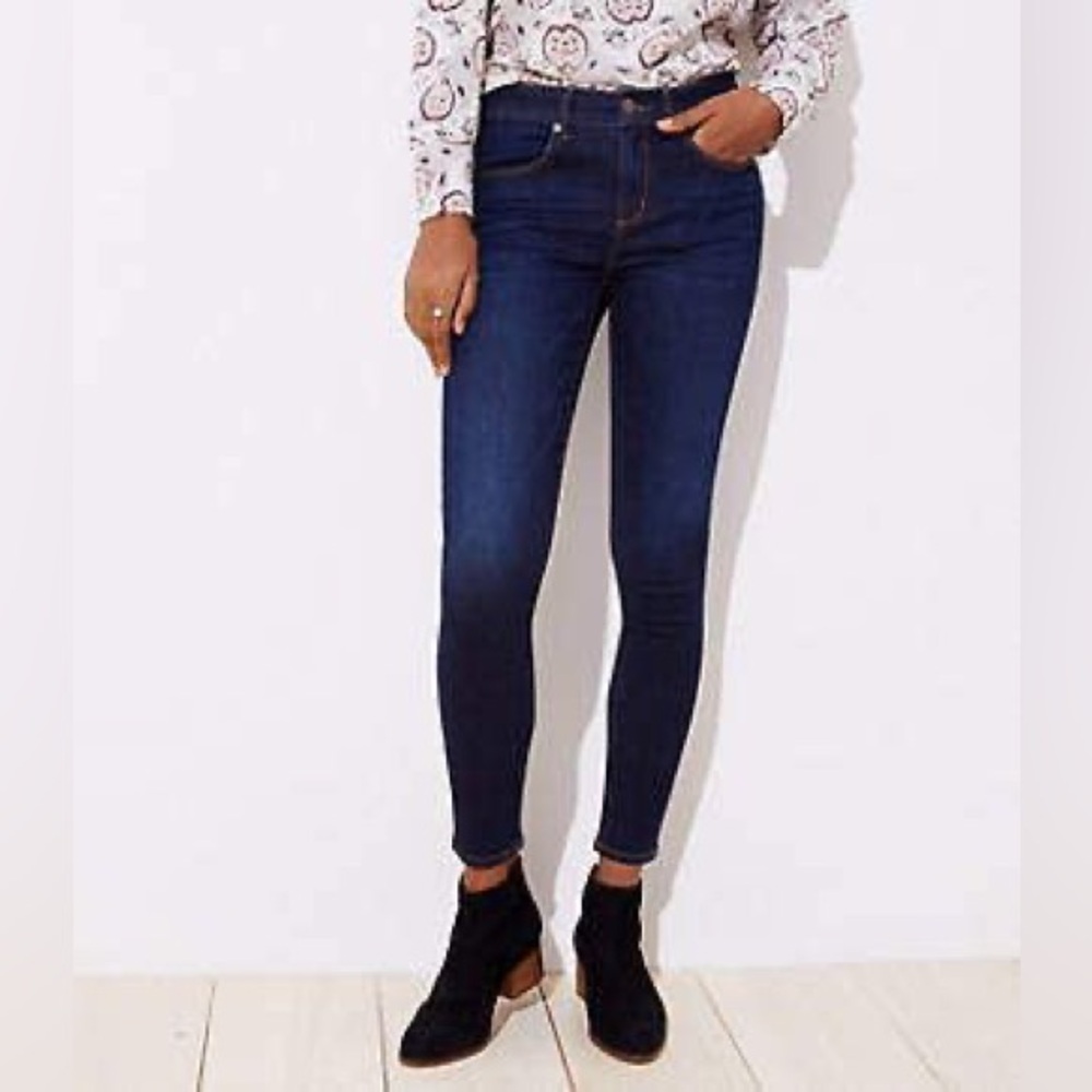 Loft Outlet Dark Wash
Legging Denim Jegging Jean
Stretch Womens Size 12